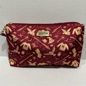 Harry Potter Hogwarts JuJuBe Clutch/Pouch Rare